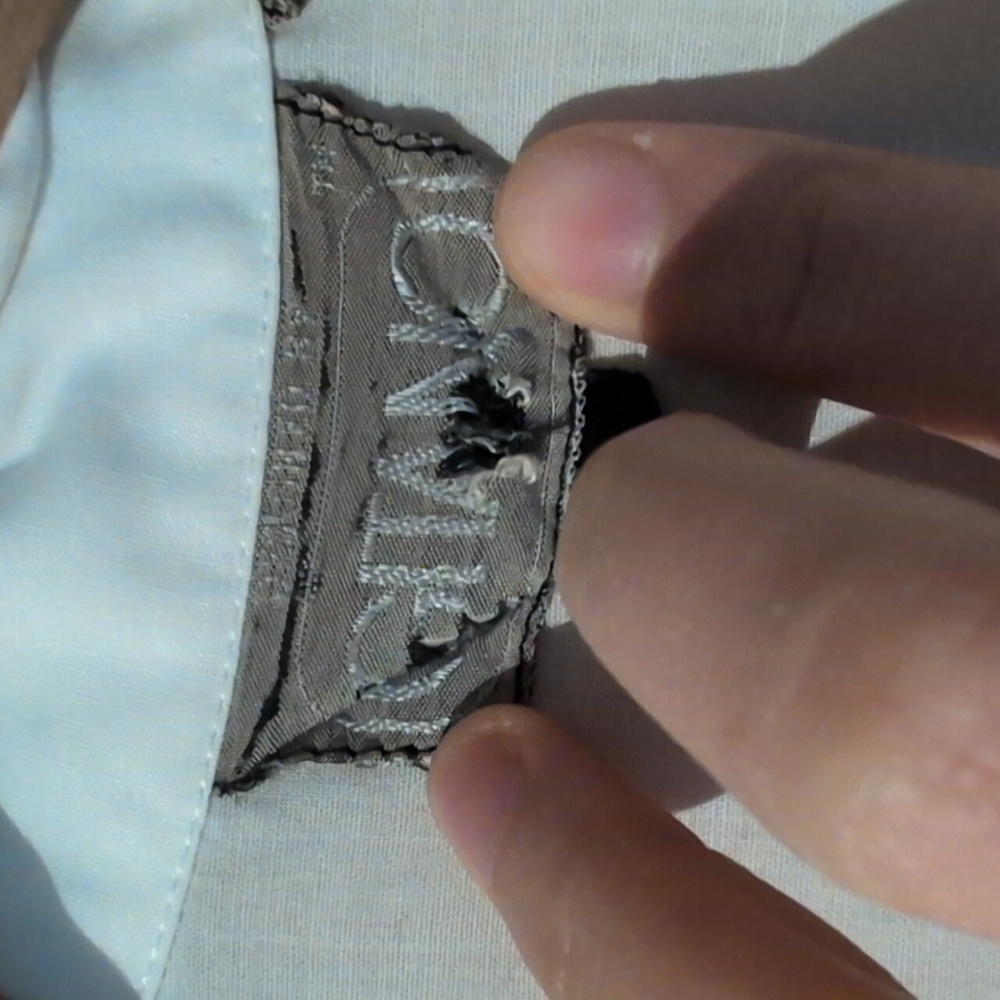 Button up - Picture 5 of 7